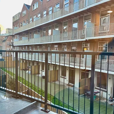 Delightful 1 Bedroom 46m2 -ss177d- * Róterdam